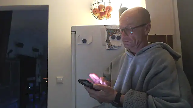 Nomi1612 live sex cam