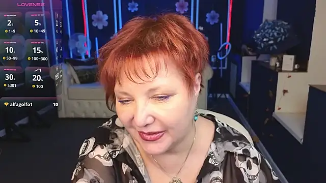 Kira_Kenett live sex cam