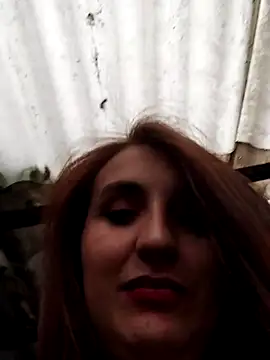 Alyah_1-2's cam snapshot