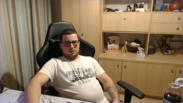 bigpuff_hott live sex cam