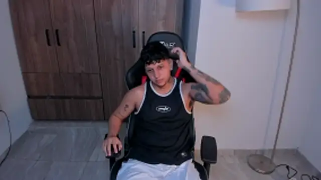 Jake_simons's cam snapshot