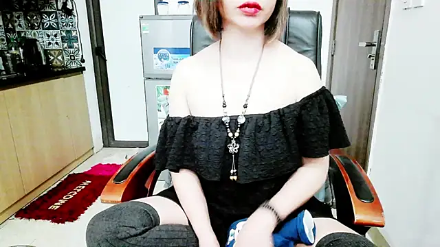 Miu-Le's cam snapshot