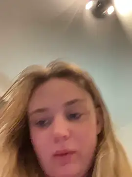 CherryEmmy's cam snapshot