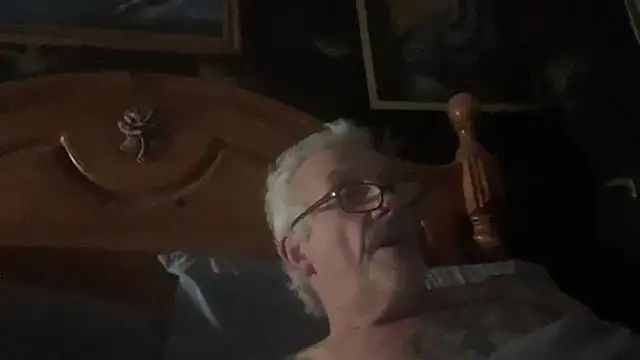 poggles's cam snapshot