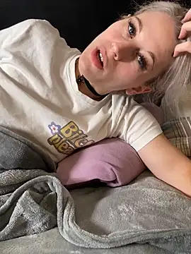 TheRealJessyLey's cam snapshot