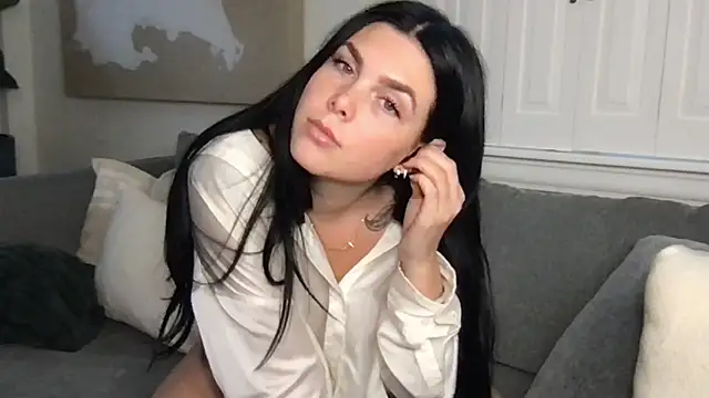 stacywithu's cam snapshot