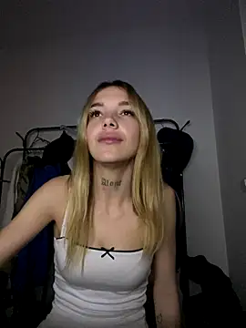 lunababy77's cam snapshot