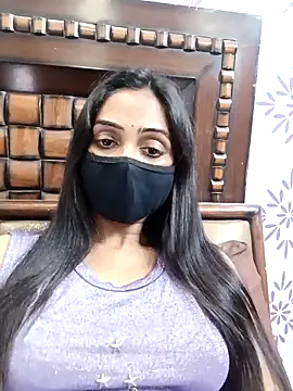 Yours-Bebo's cam snapshot