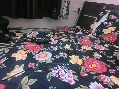 Sexy-Shalinii's cam snapshot