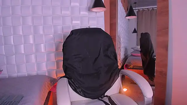 AlejandroStormm live sex cam