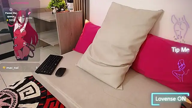 Kitsune_chan18's cam snapshot