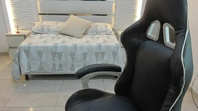 Tahira_bakir's cam snapshot