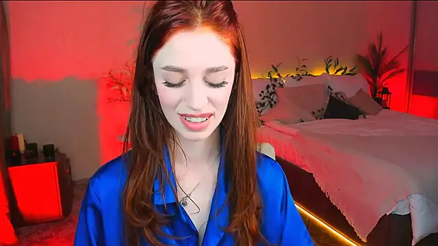 ChristinaConteeree's cam snapshot