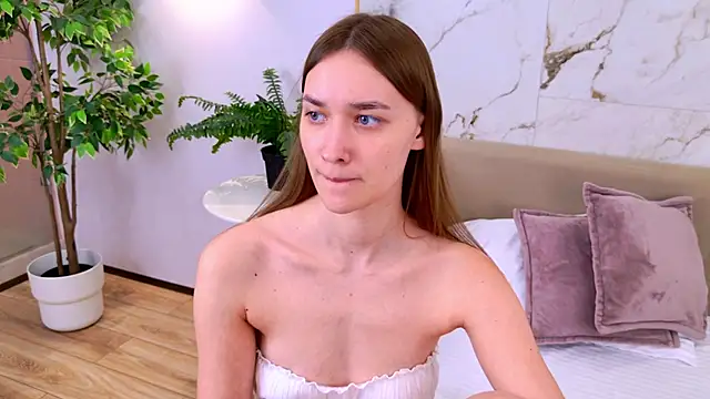 AmadaReine's cam snapshot