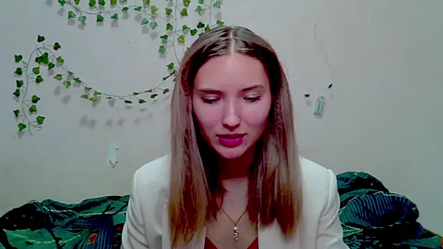 _kikiclark__'s cam snapshot