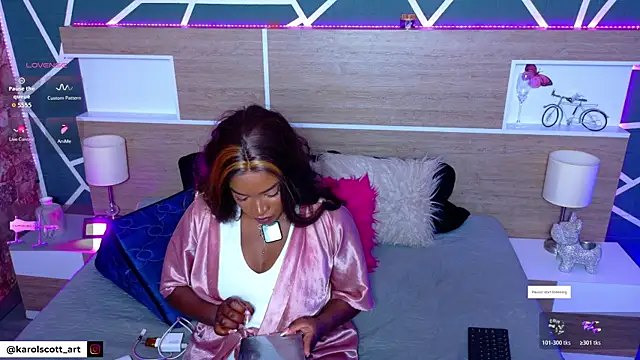 KAROL-SCOTT's cam snapshot