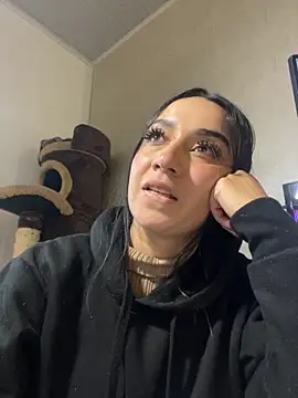 EmmyEvans1 live sex cam