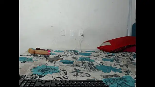 diabla_sexyboobs's cam snapshot