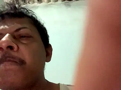 VastNoon95's cam snapshot