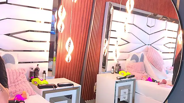 IrissBloom's cam snapshot