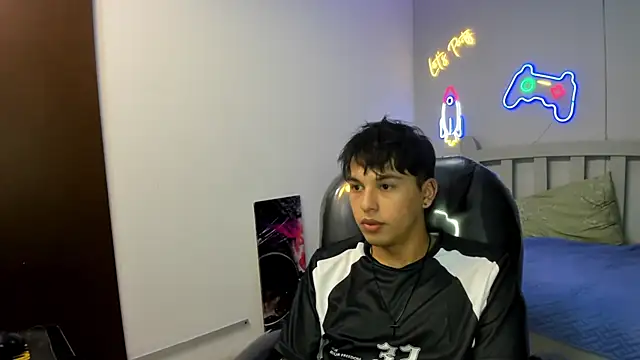 StiwenTwink live sex cam