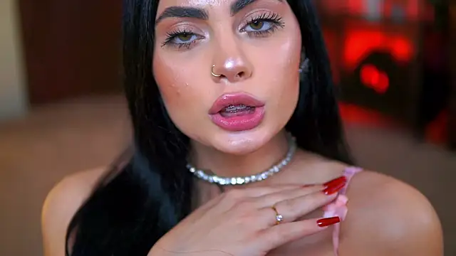 RavennaDArcy's cam snapshot