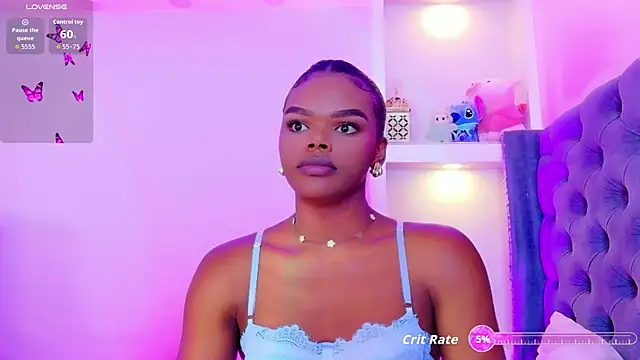 CamiEstrada live sex cam