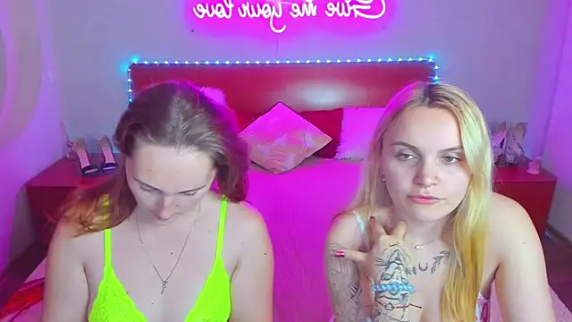 MagicEyess live sex cam