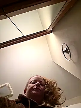 julimonroe live sex cam