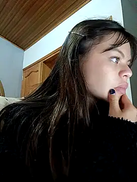 _Isabella-7's cam snapshot