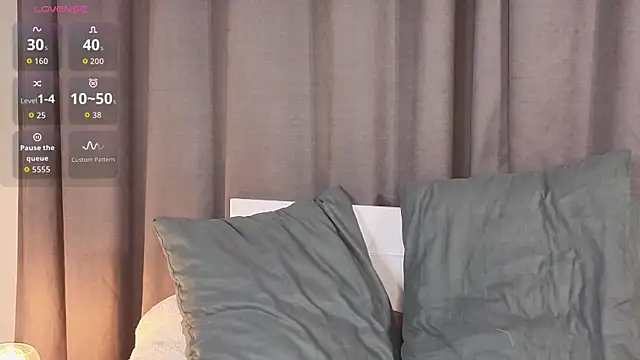 JulietteRain's cam snapshot