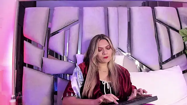 zoe__harper's cam snapshot