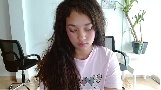 lana_rousse01's cam snapshot