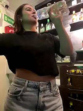 HANNAHBAKER00's cam snapshot