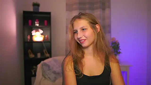 emmie_murray's cam snapshot