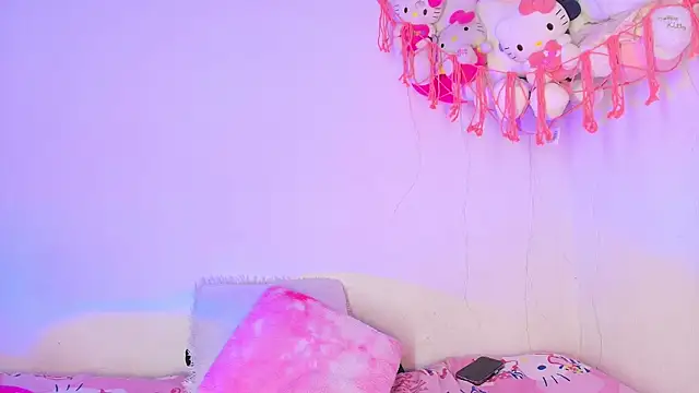 maddie_18 live sex cam