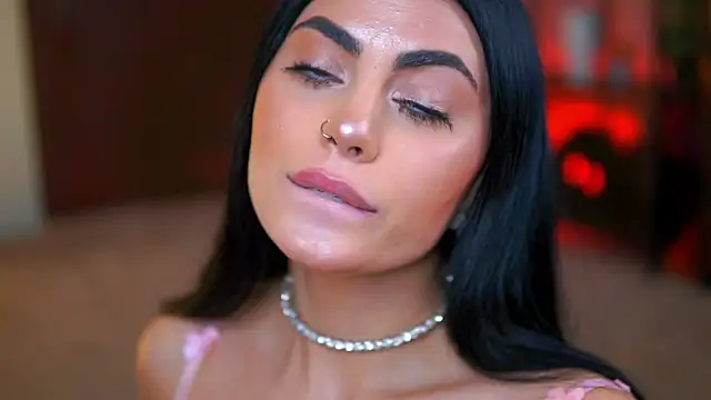 RavennaDArcy's cam snapshot