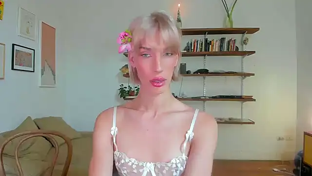 AliceSnowCatt live sex cam