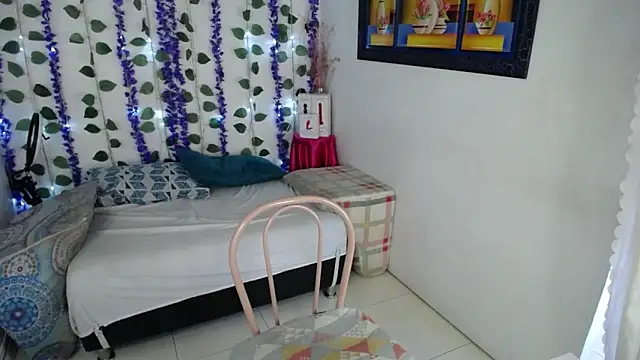 CassandraBaby_'s cam snapshot