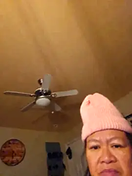 AsianBea38 live sex cam