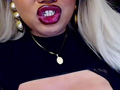 KitSmithCumerr live sex cam