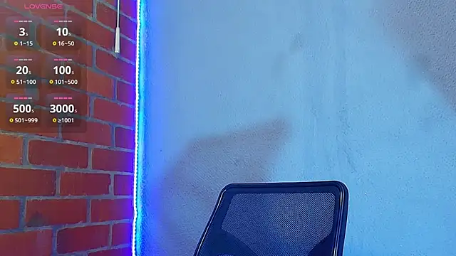 Leandro_valenzuela live sex cam