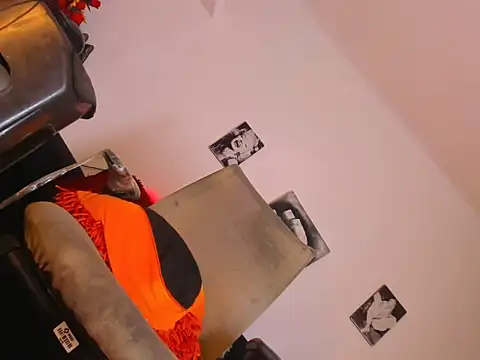 Eyleen_Santos live sex cam