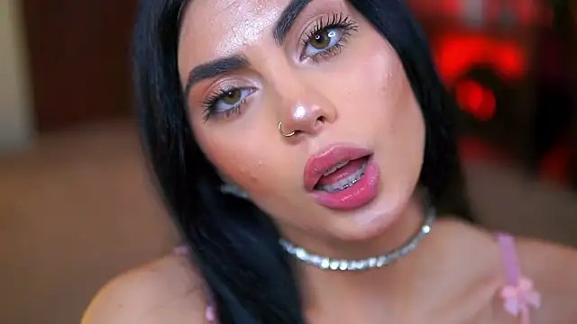 RavennaDArcy's cam snapshot