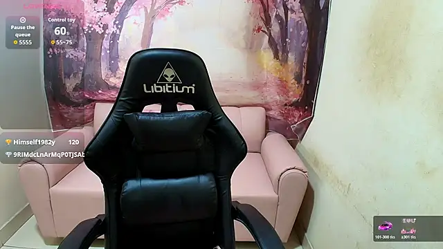 Emma_latinasexy18's cam snapshot