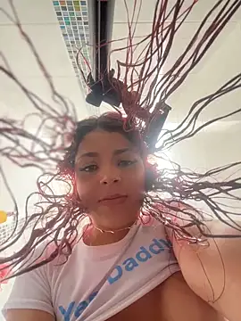 ArieliciousXXX live sex cam