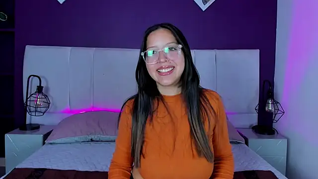 baby_blondie's cam snapshot