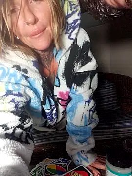 YourMommyBlair's cam snapshot