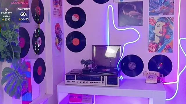 Heidy_palmer's cam snapshot