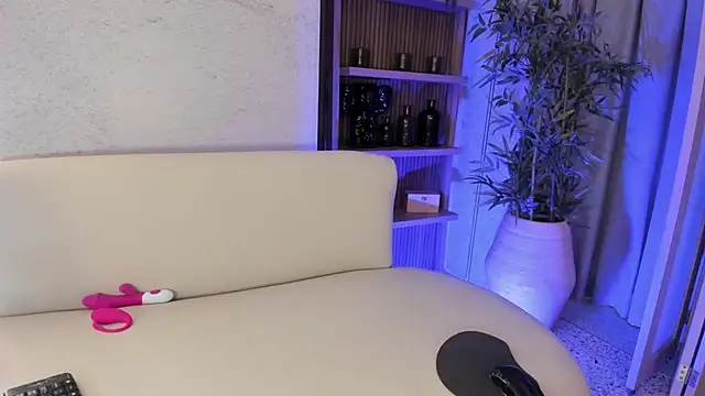 ReiAyanamy's cam snapshot